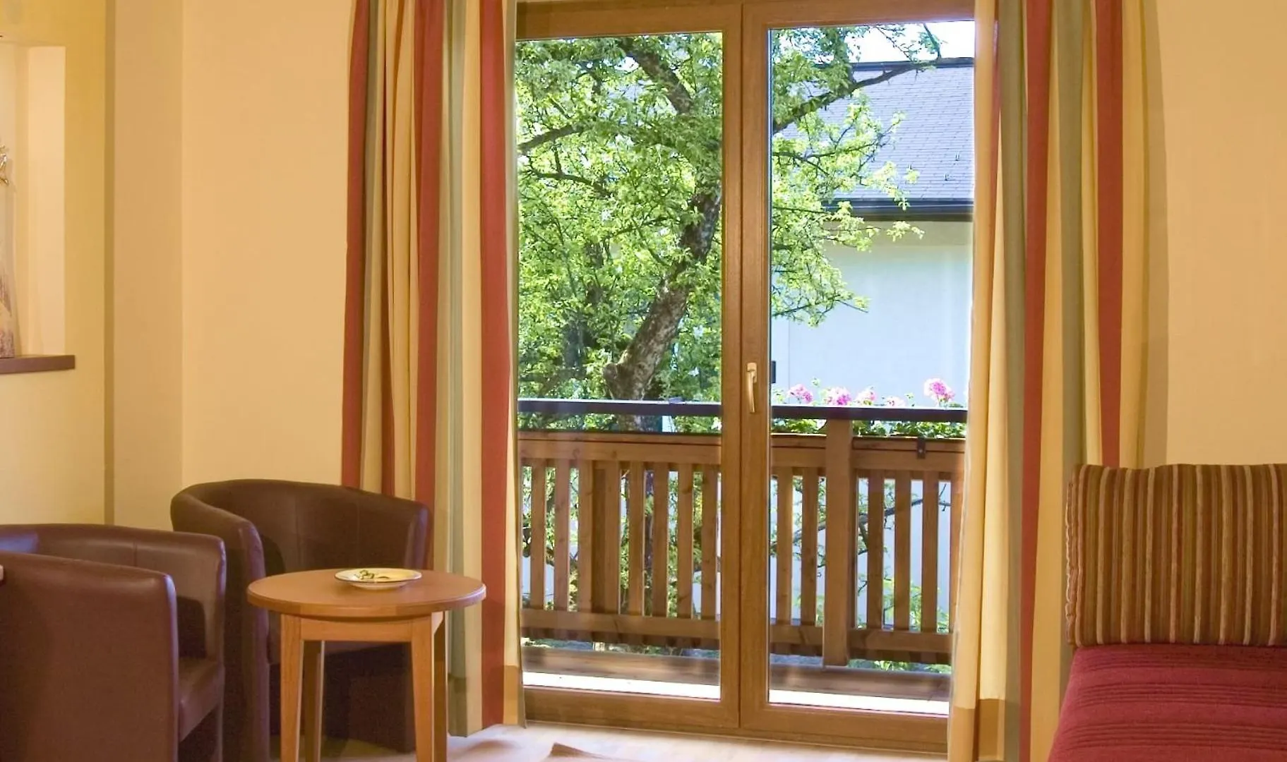 Garten - Hotel Sallerhof Grodig