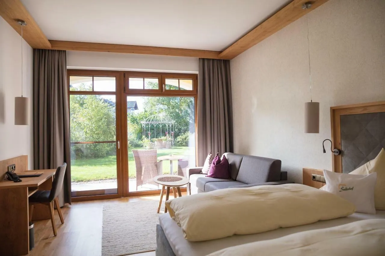 Garten - Hotel Sallerhof Grodig