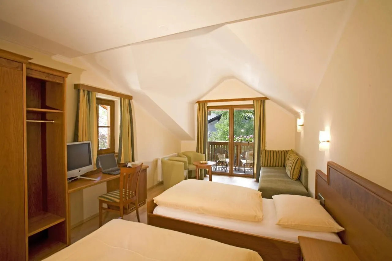 ****  Garten - Hotel Sallerhof Grodig Austria